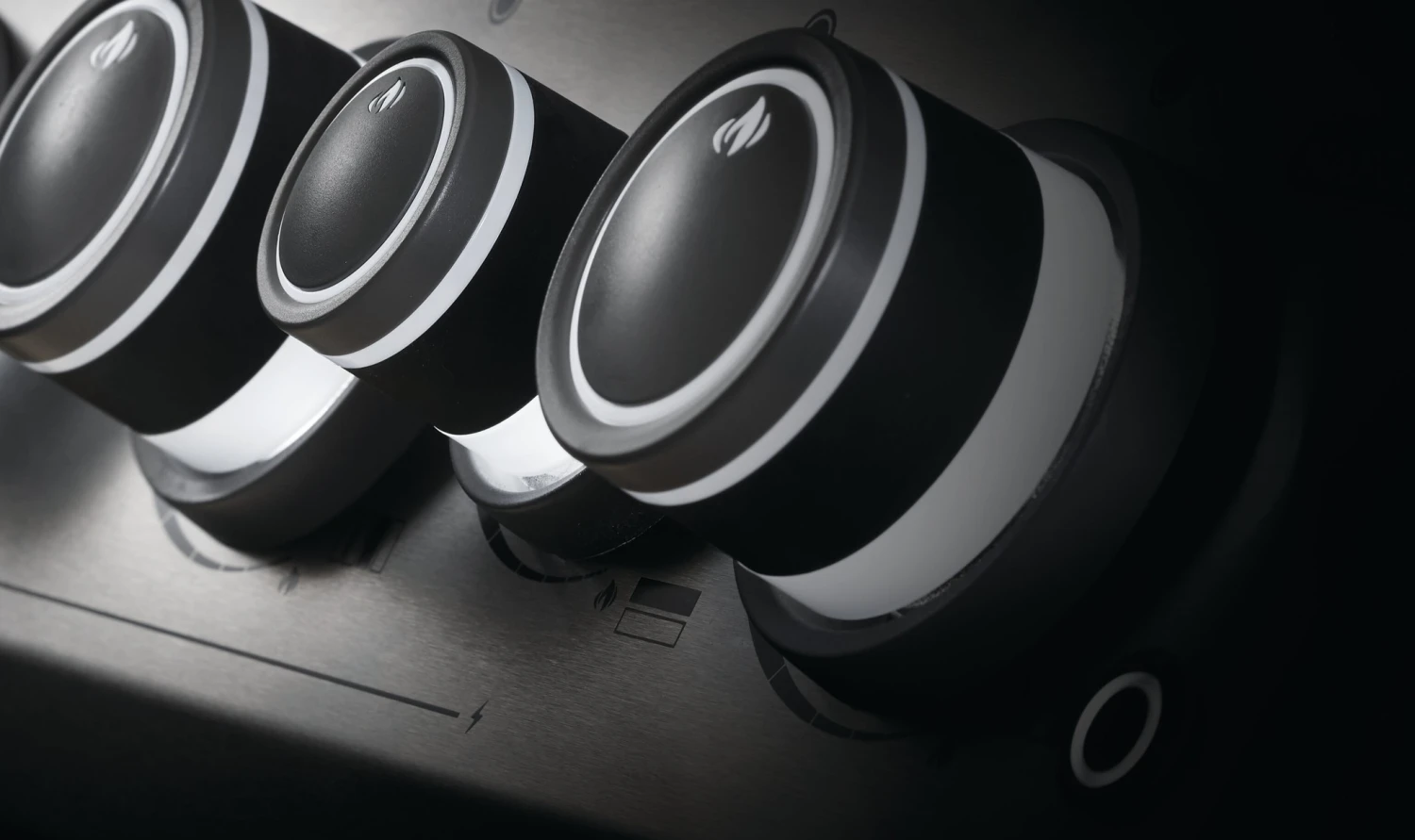 Napoleon Rogue SE425 Gasbarbecue 7 Napoleon Rogue SE425 Gasbarbecue - Afbeelding 7