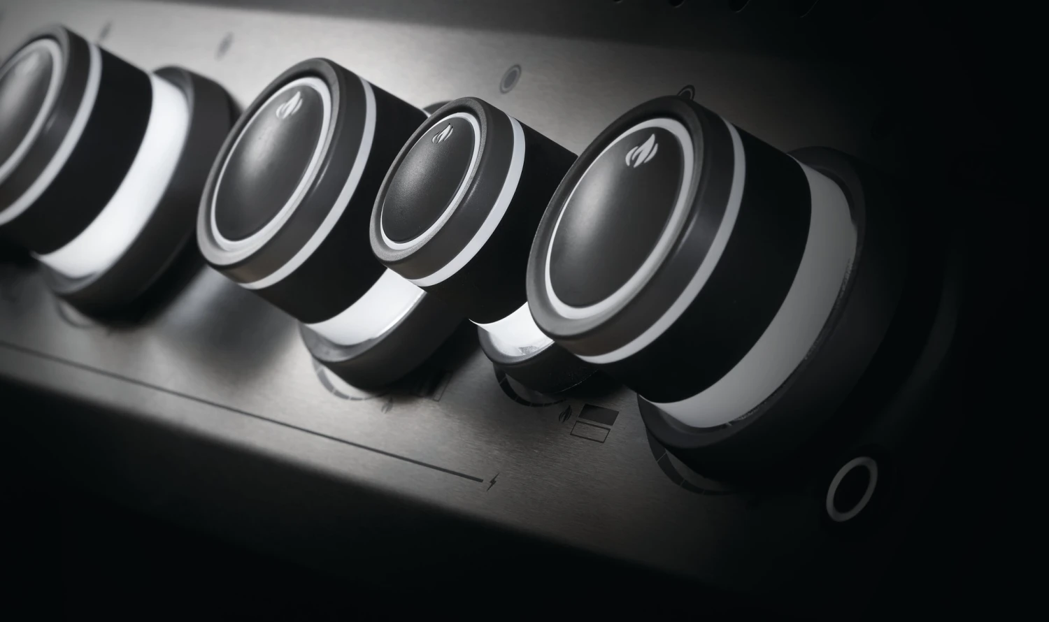 Napoleon Rogue SE625RSIB-1 Gasbarbecue 5 Napoleon Rogue SE625RSIB-1 Gasbarbecue - Afbeelding 5