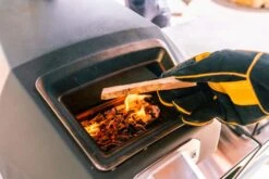 Ooni Karu 16 Houtskoolgestookte Pizzaoven -BBQ Verkoopwinkel ooni karu 16 houtskoolgestookte pizzaoven 6