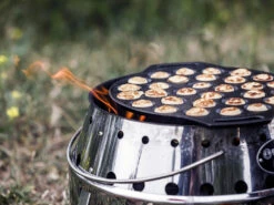 Petromax Gietijzeren Poffertjes Pan 9 Petromax Gietijzeren Poffertjes Pan -BBQ Verkoopwinkel petromax gietijzeren poffertjes pan 4